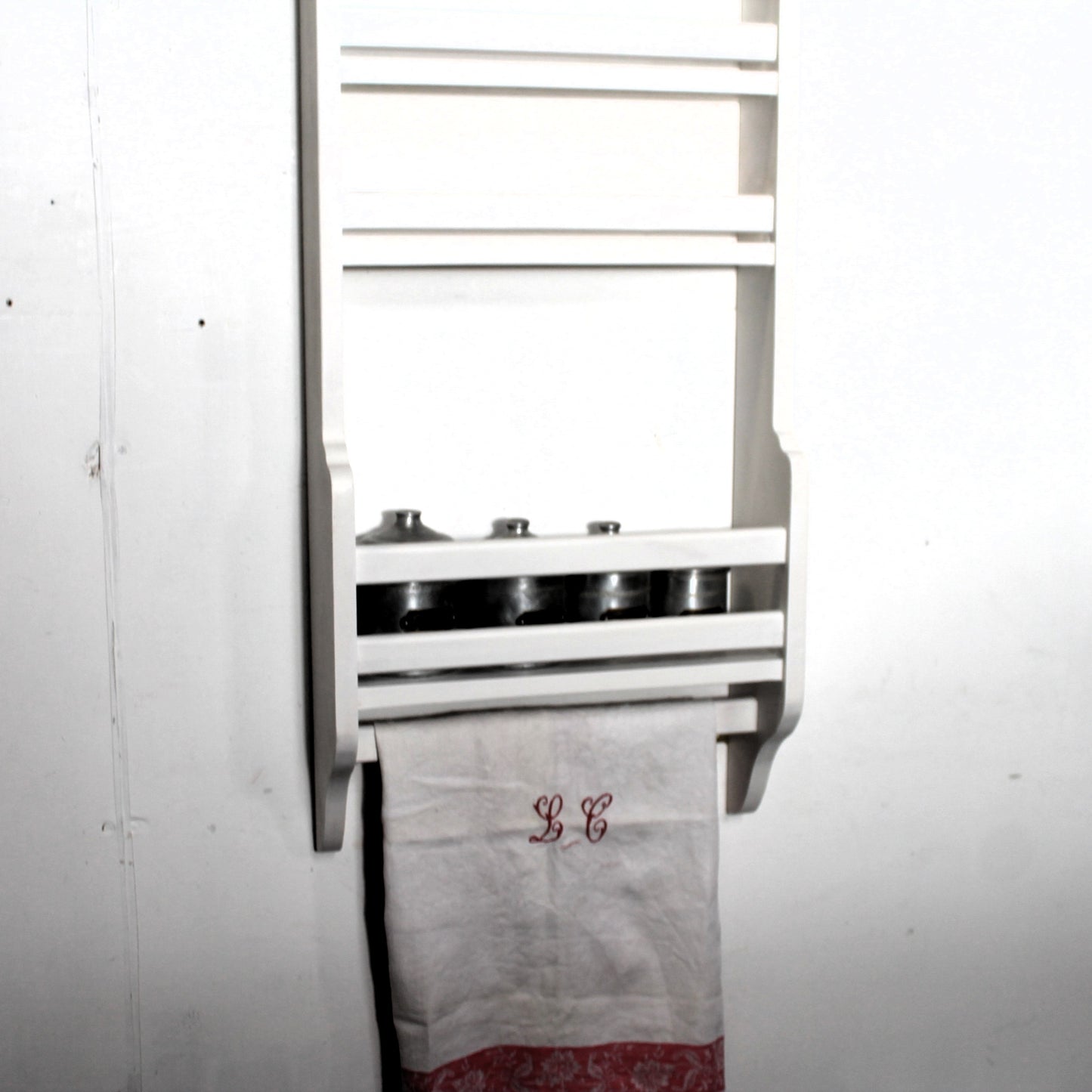 Larder Door Spice Shelf – Slimline Wooden Wall Organiser