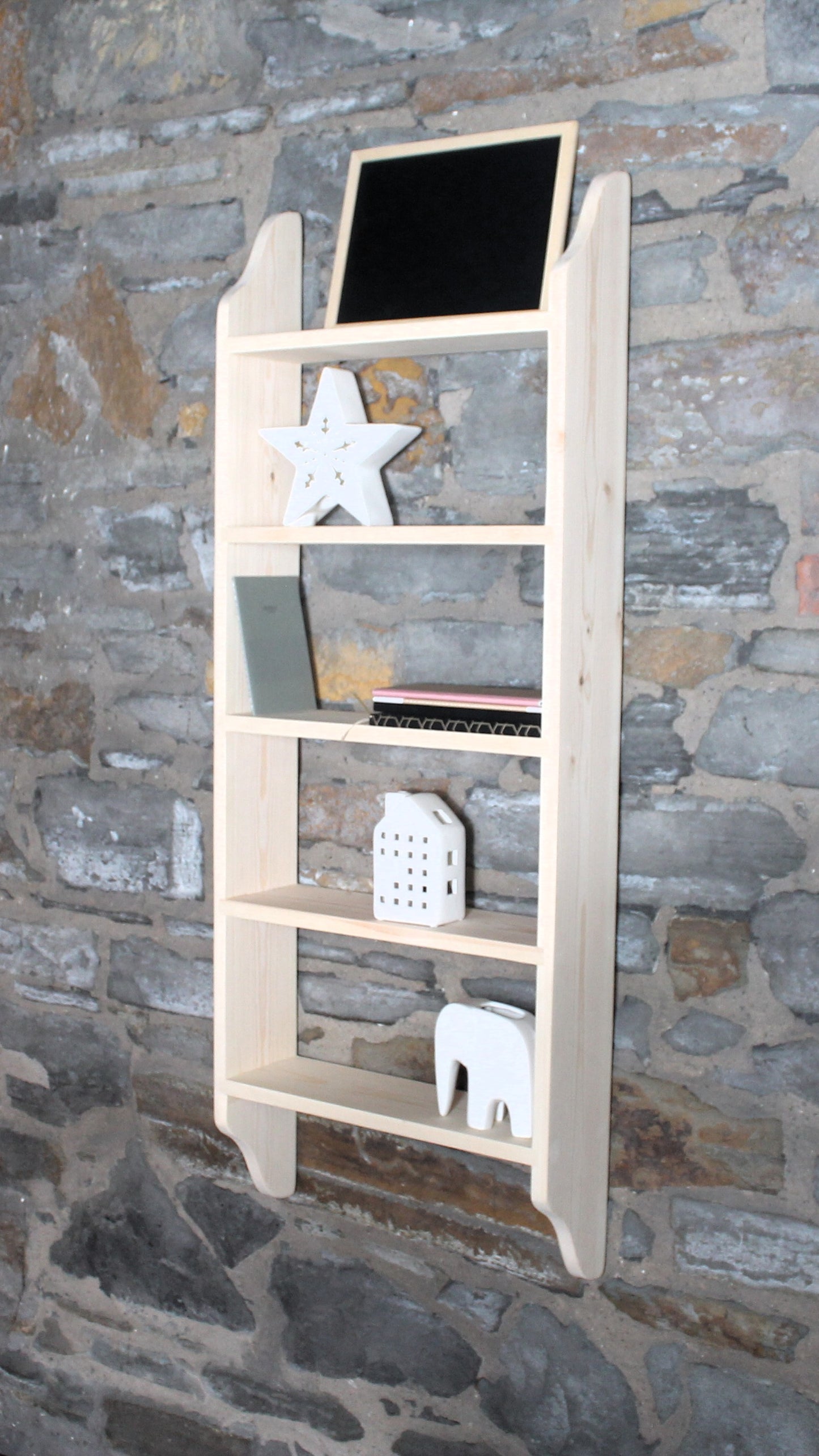 Adora 5 – Solid Pine Shelf 5 Tiers of Generous, Eco-Conscious Storage