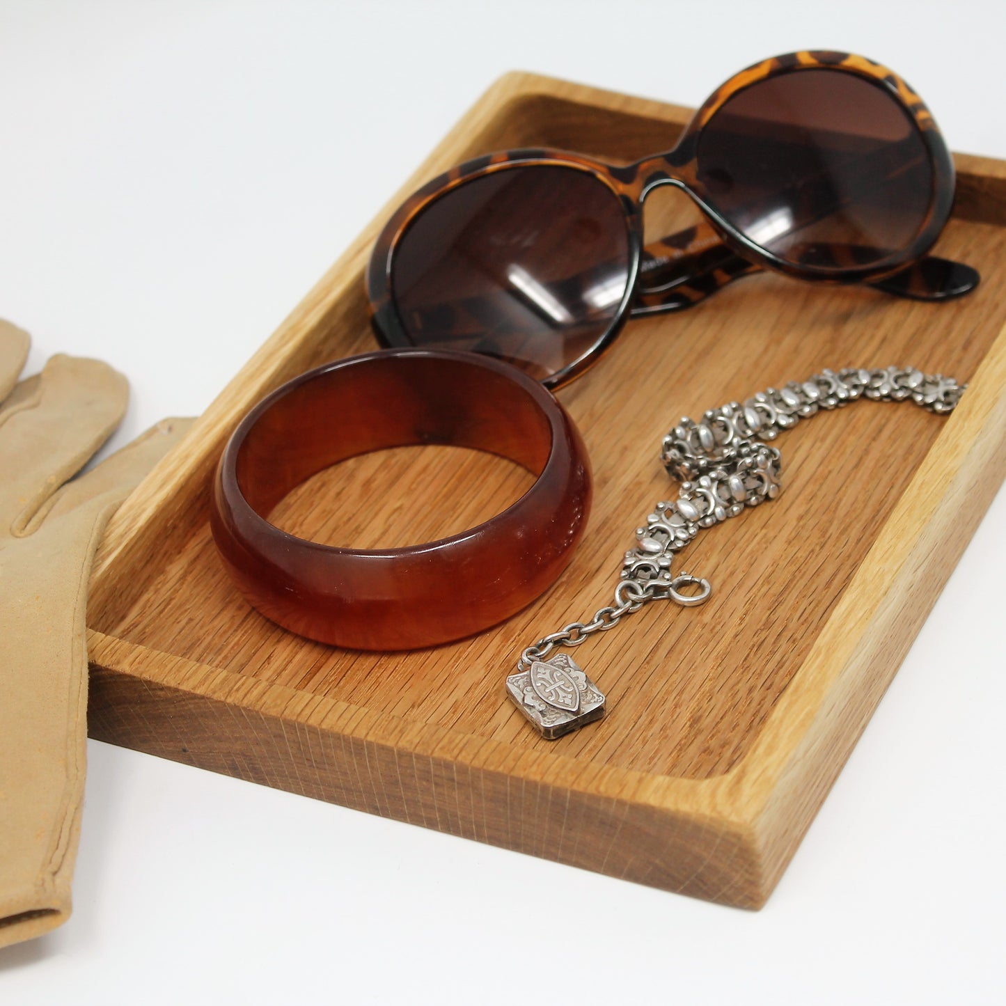 Medium Solid Oak Catch-All Tray — Practical Elegance for Desk, Dresser, or Entryway