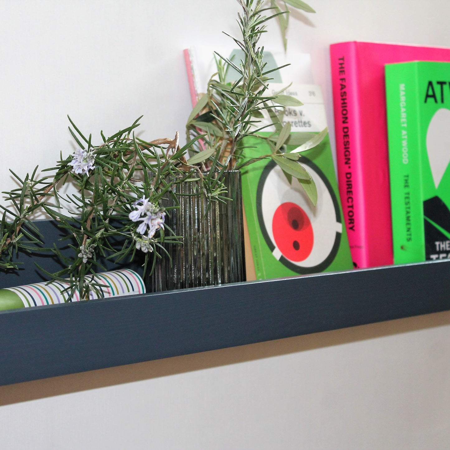 Minimalist Wooden Picture Ledge — Large Floating Shelf for Art, Books & Everyday Beauty