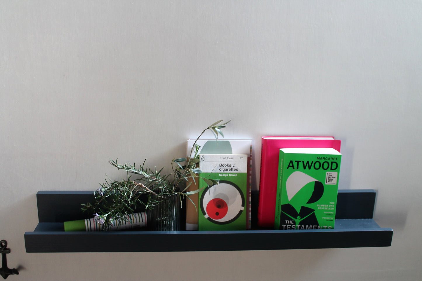 Minimalist Wooden Picture Ledge — Large Floating Shelf for Art, Books & Everyday Beauty