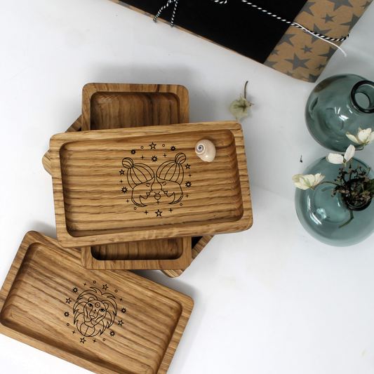 Personalised Zodiac Birthday Gift – Small Solid Oak Tray with Star Sign Engraving