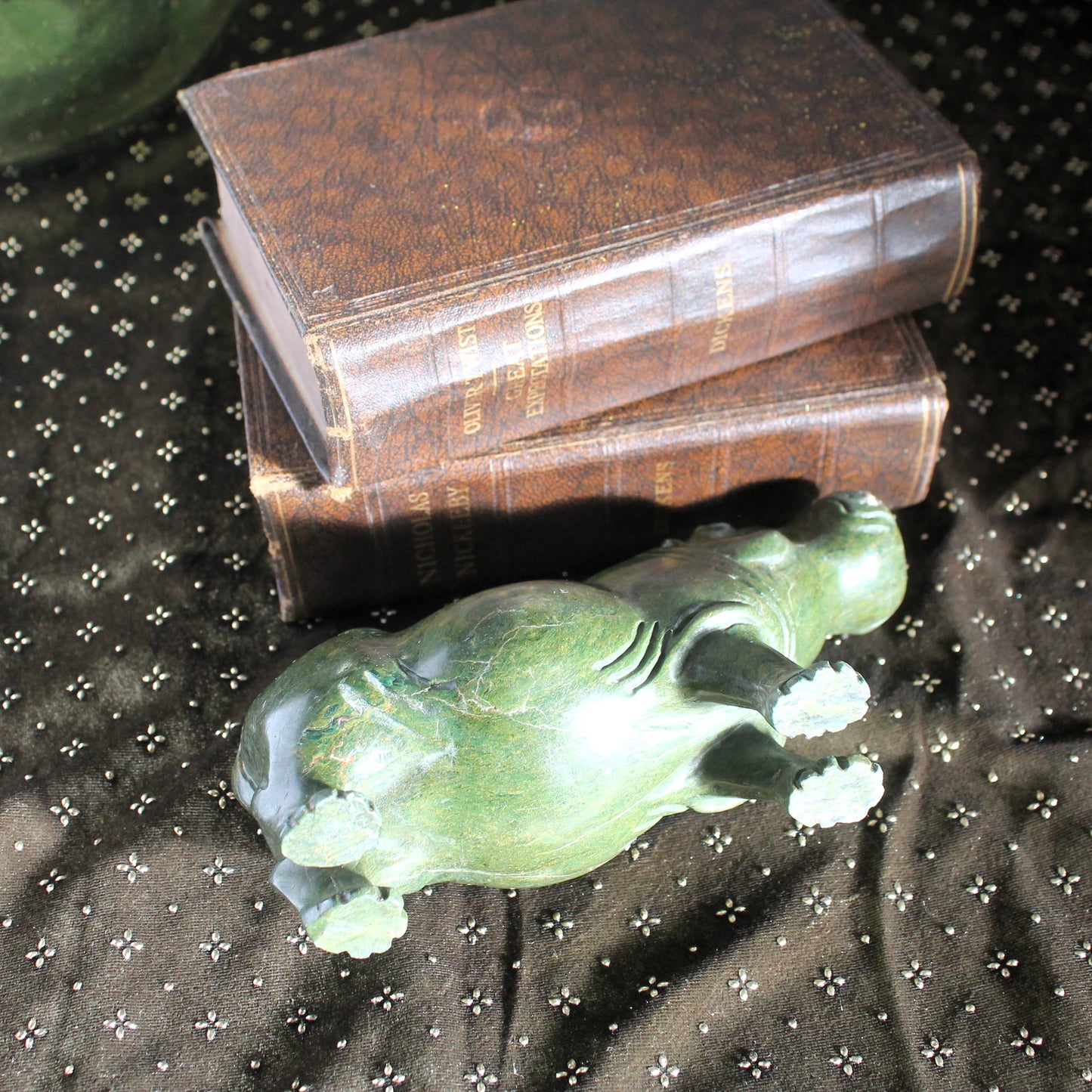hippo carving