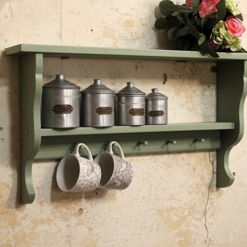 Isla Heritage Cottage Shelf with Gentle Curves & Peg Rail