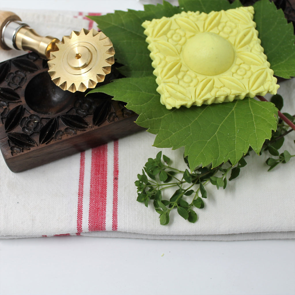 Quadrifoglio Ravioli Mould in American Black Walnut — An Heirloom Tool ...